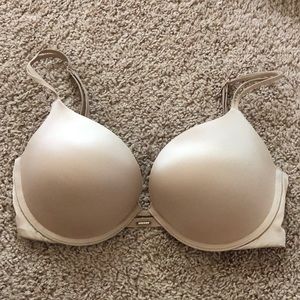 COPY - Victoria’s Secret Very Sexy Push-Up Bra 32…